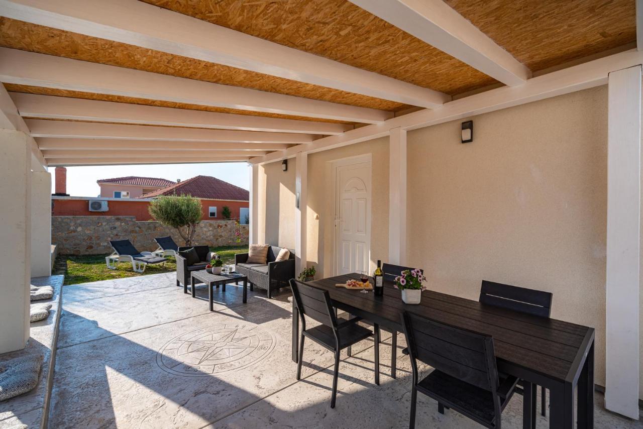 Holiday House Ventum Razanac Exterior photo