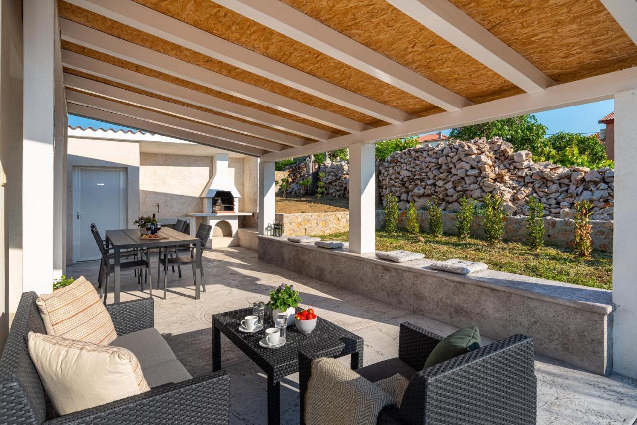 Holiday House Ventum Razanac Exterior photo