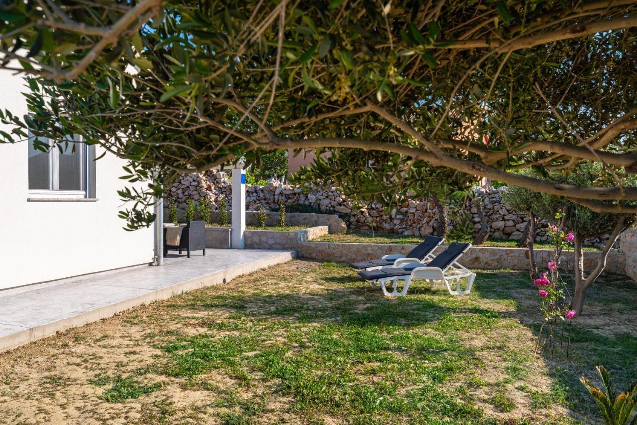 Holiday House Ventum Razanac Exterior photo